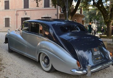 noleggio-Rolls-Royce-Wraith-per-matrimonio-in-roma.jpg